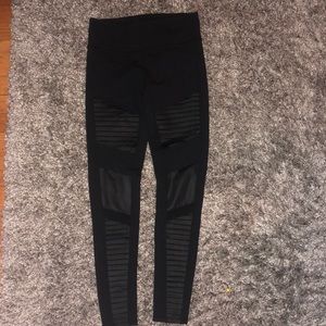 Alo yoga moto leggings